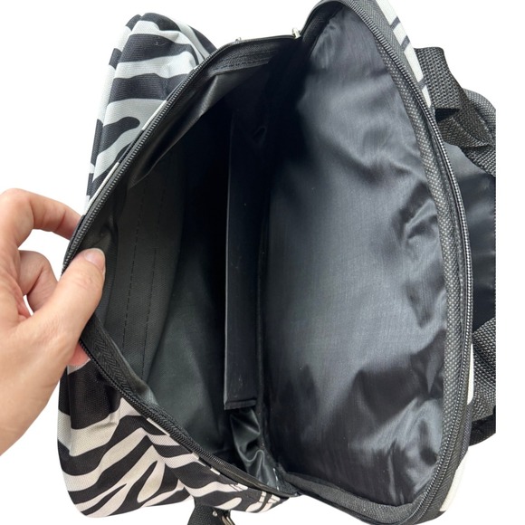 Rockland Zebra Print Carry On Bag Travel Weekender Overnight Duffle Tote - Picture 4 of 7
